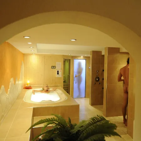Belmont 3*